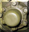 F marked wheel hub.jpg (106355 byte)