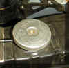 Radiator cap with F.jpg (53916 byte)